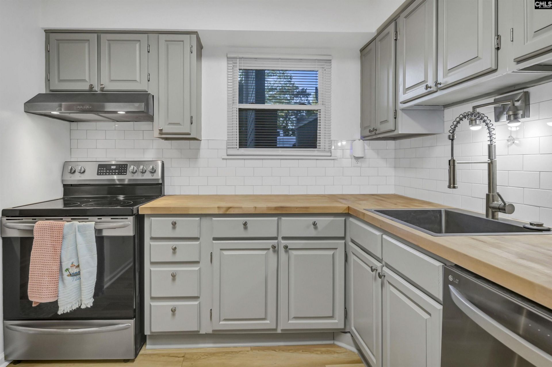 114 Edgewater Lane  Photo 7