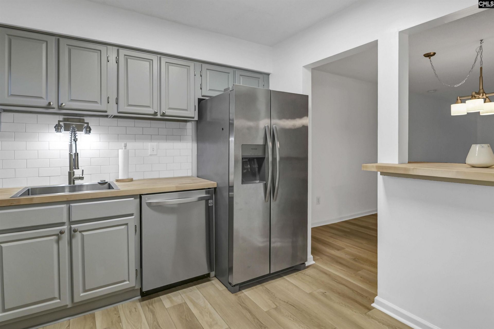 114 Edgewater Lane  Photo 8