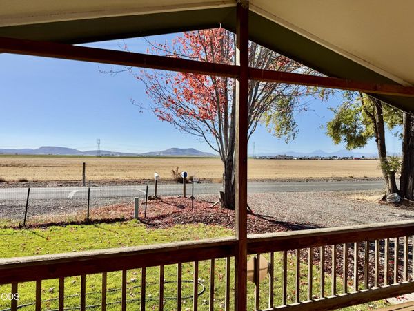 519 9th Street, Metolius, OR 97741