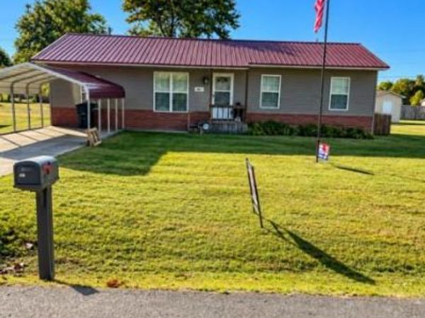907 Flannigan Street , Campbell, MO 63933