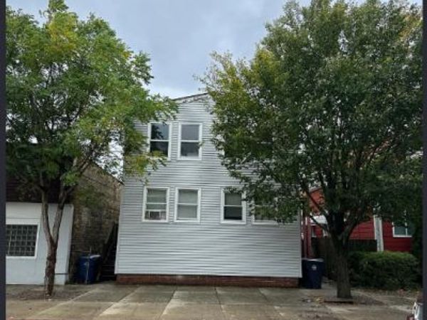 1810 Church Street , Evanston, IL 60201