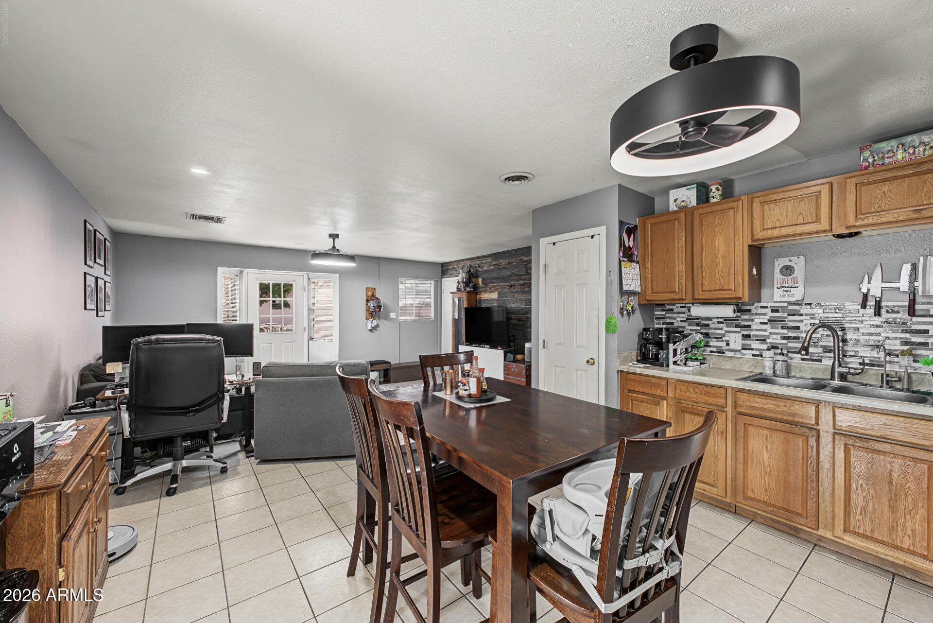 5345 W Country Gables Drive, Glendale, AZ 85306 Main Photo