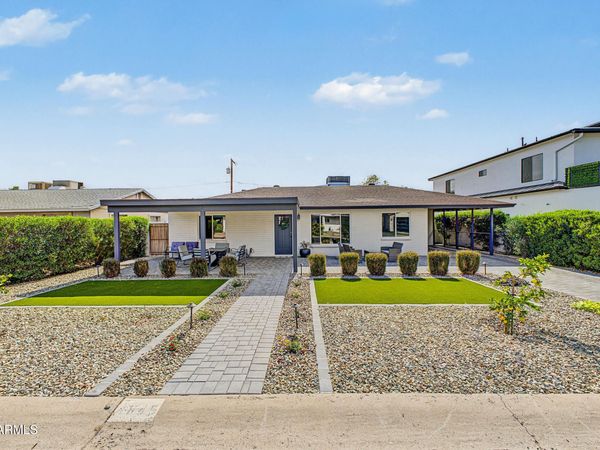 4845 E FAIRMOUNT Avenue, Phoenix, AZ 85018