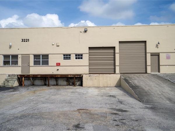 3221 E 11th Ave , Unit 3221, Hialeah, FL 33013