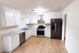 15 Altman Road photo 4