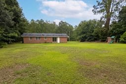 15 Altman Road photo 4