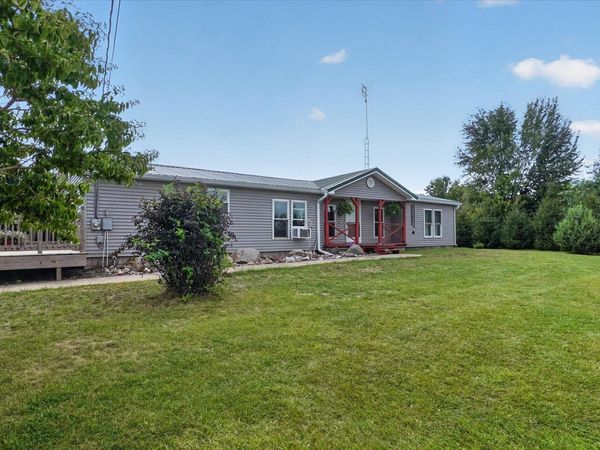 3635 W Washington Road, Ithaca, MI 48847