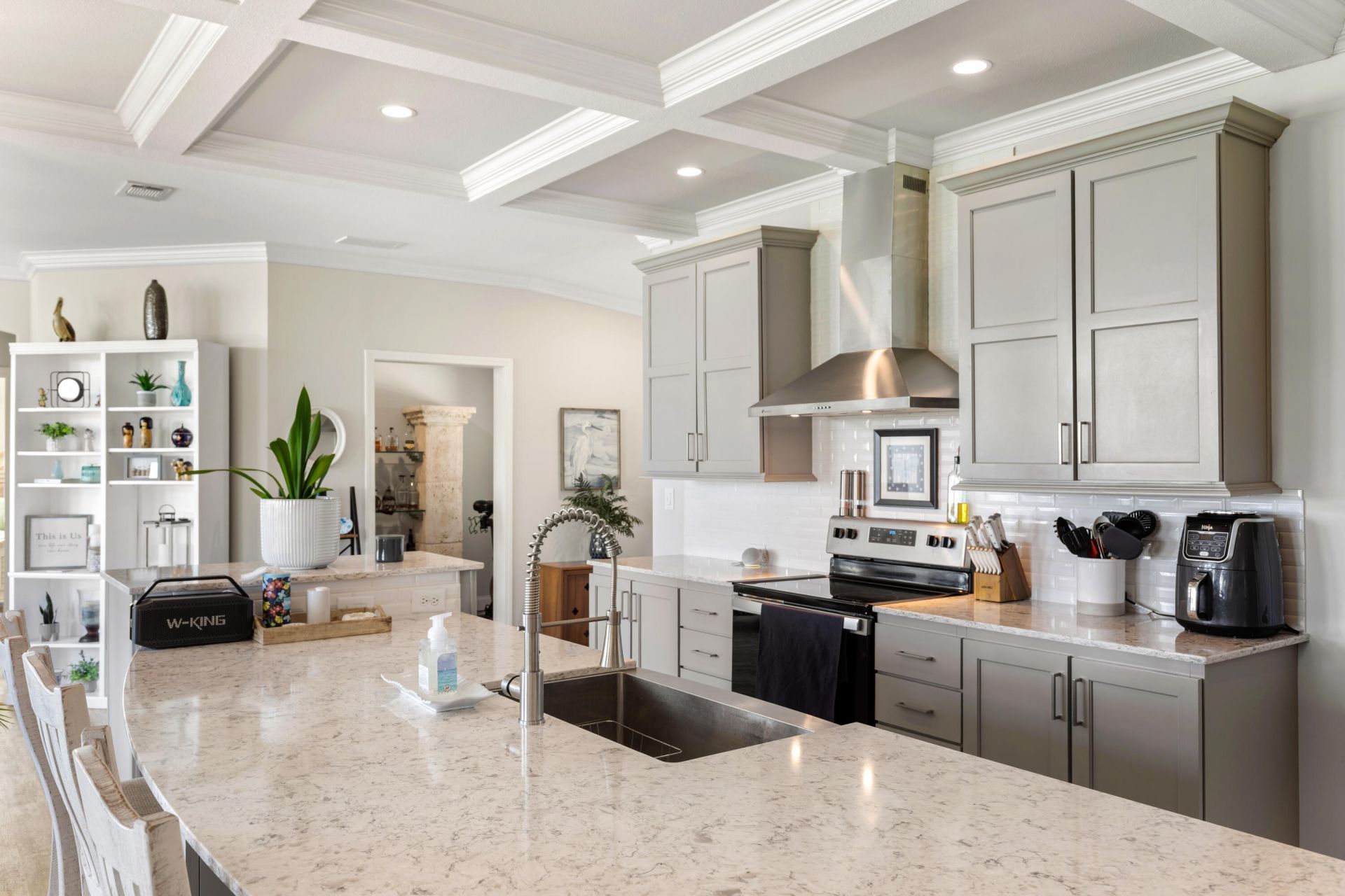 265 S Point Drive, Sugarloaf, FL 33042 Photo