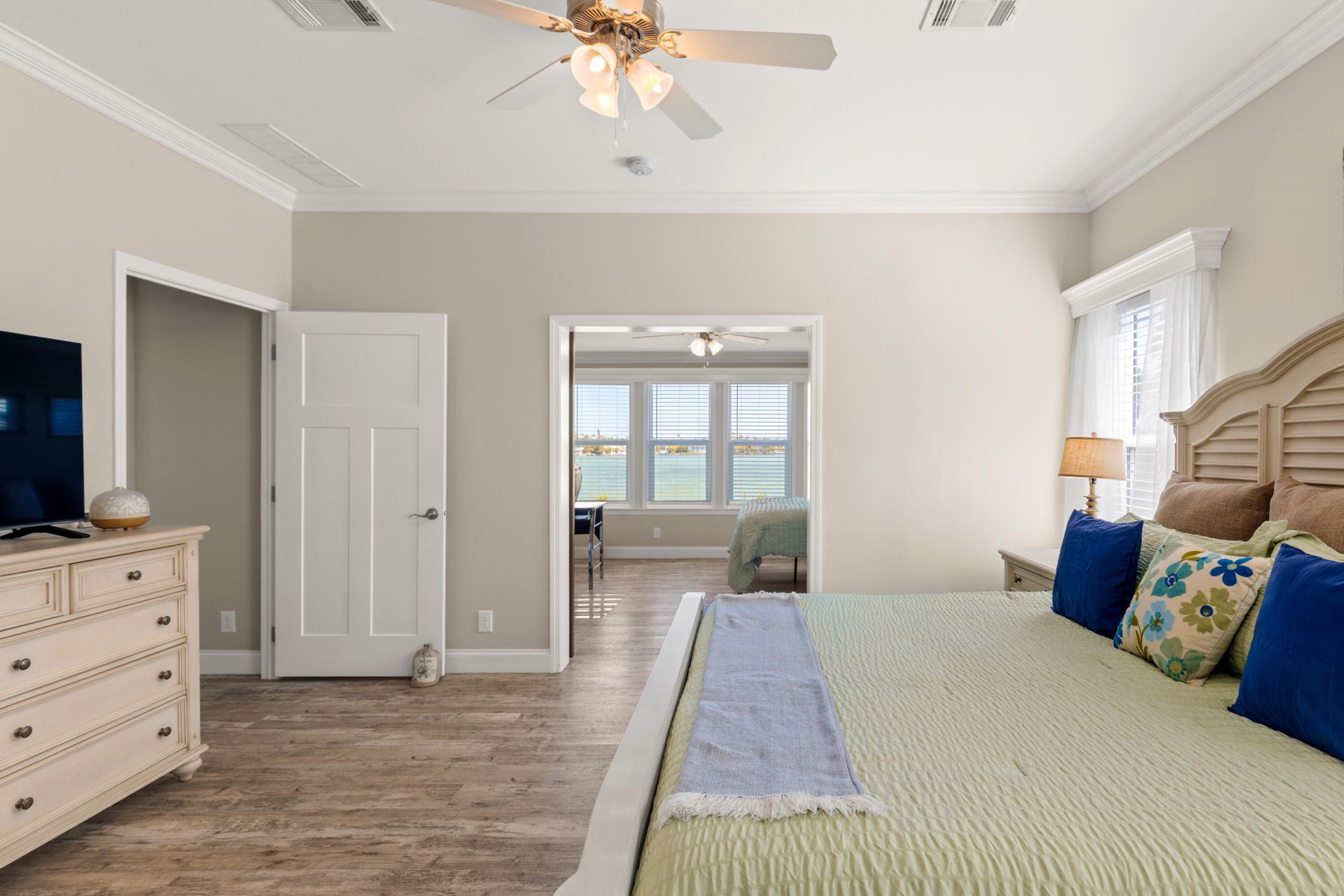 265 S Point Drive, Sugarloaf, FL 33042 Photo