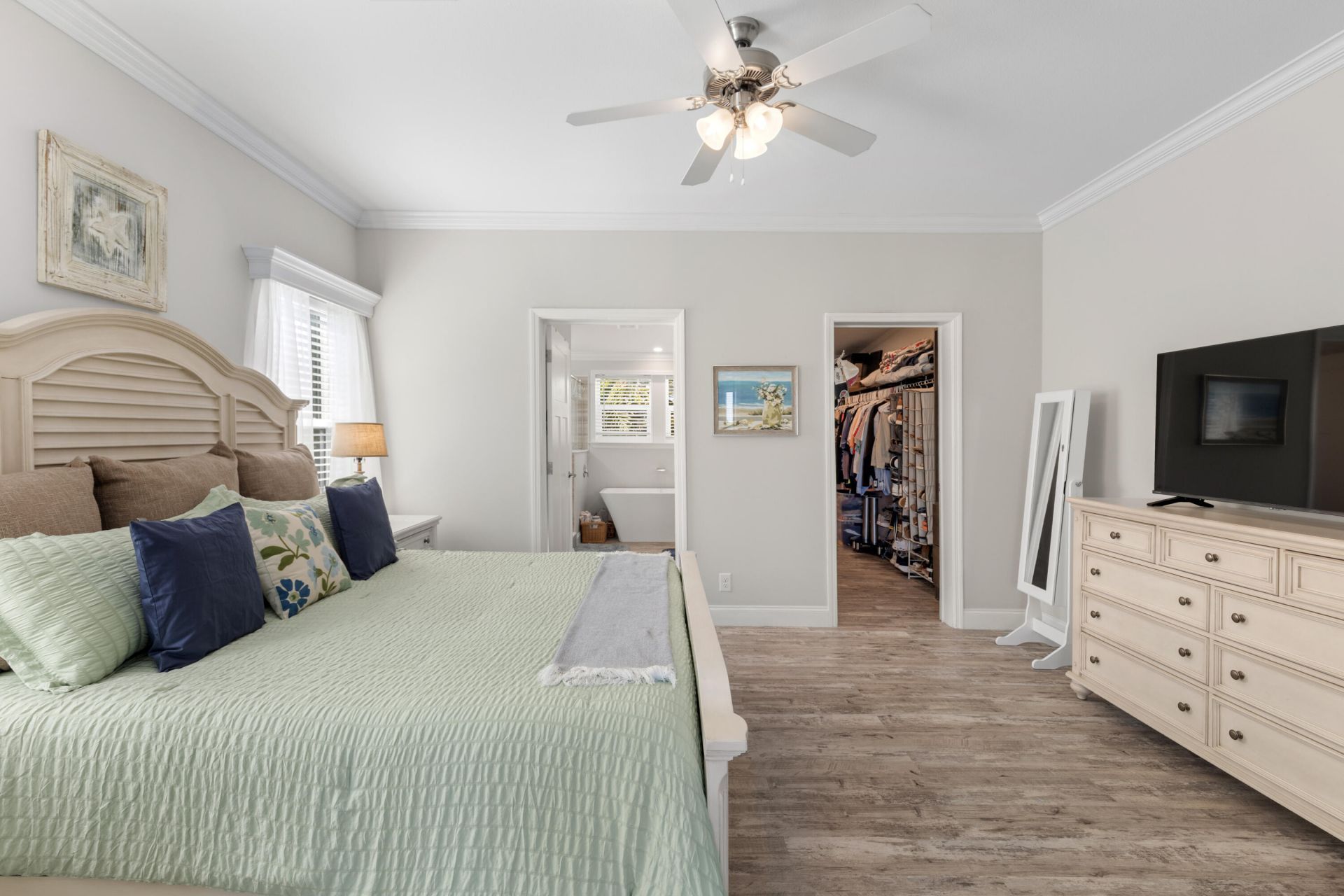 265 S Point Drive, Sugarloaf, FL 33042 Photo