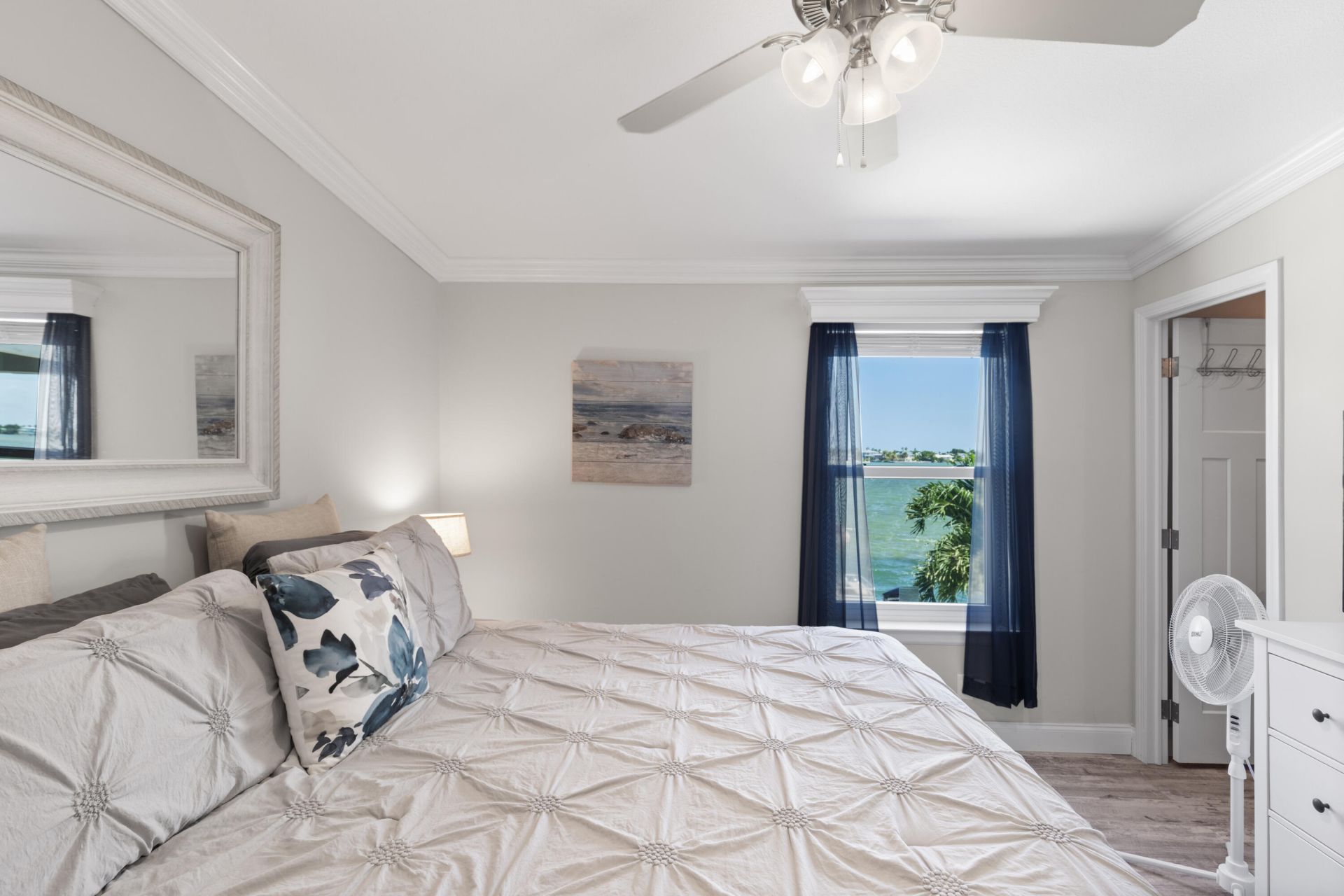 265 S Point Drive, Sugarloaf, FL 33042 Photo