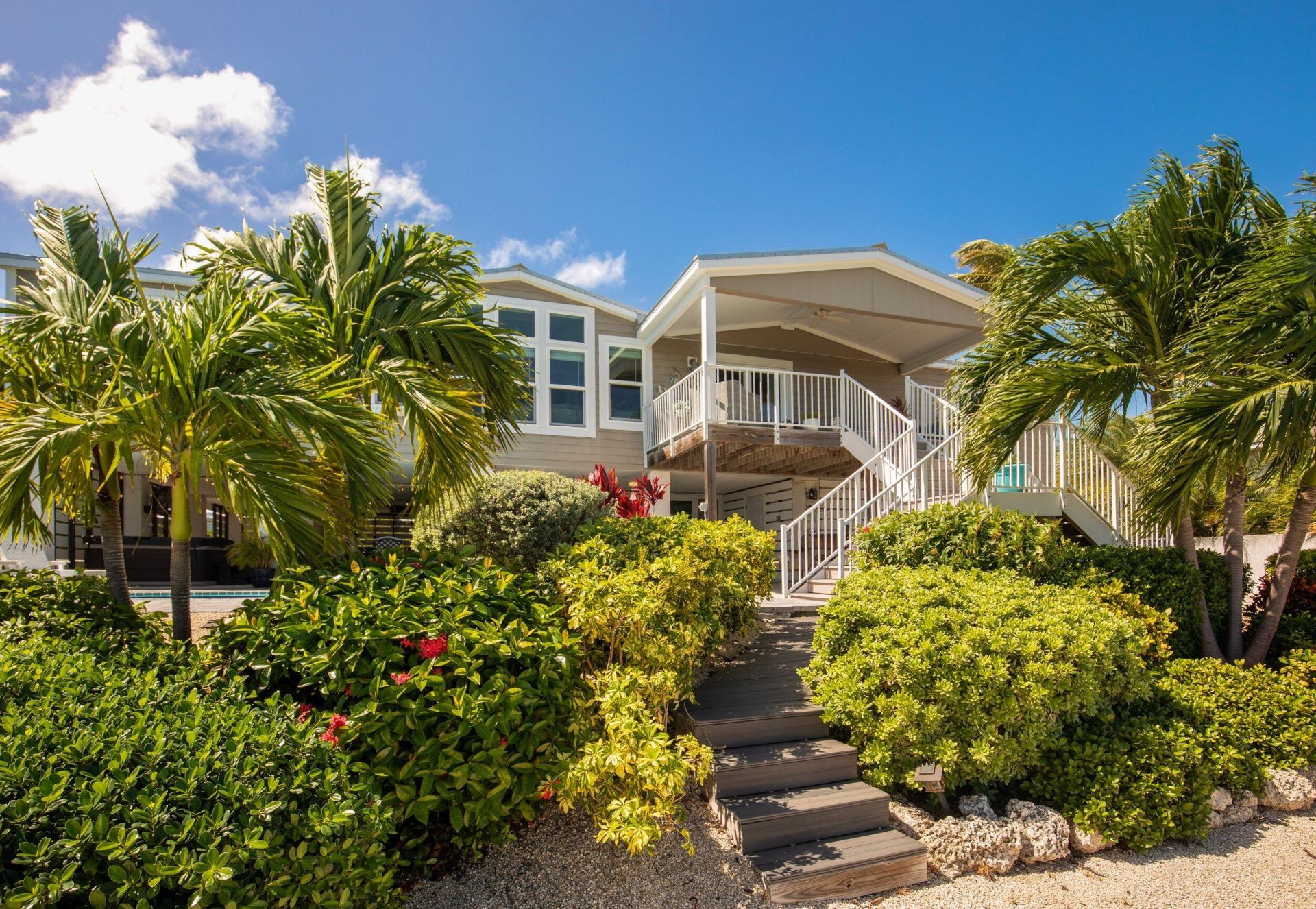 265 S Point Drive, Sugarloaf, FL 33042 Photo