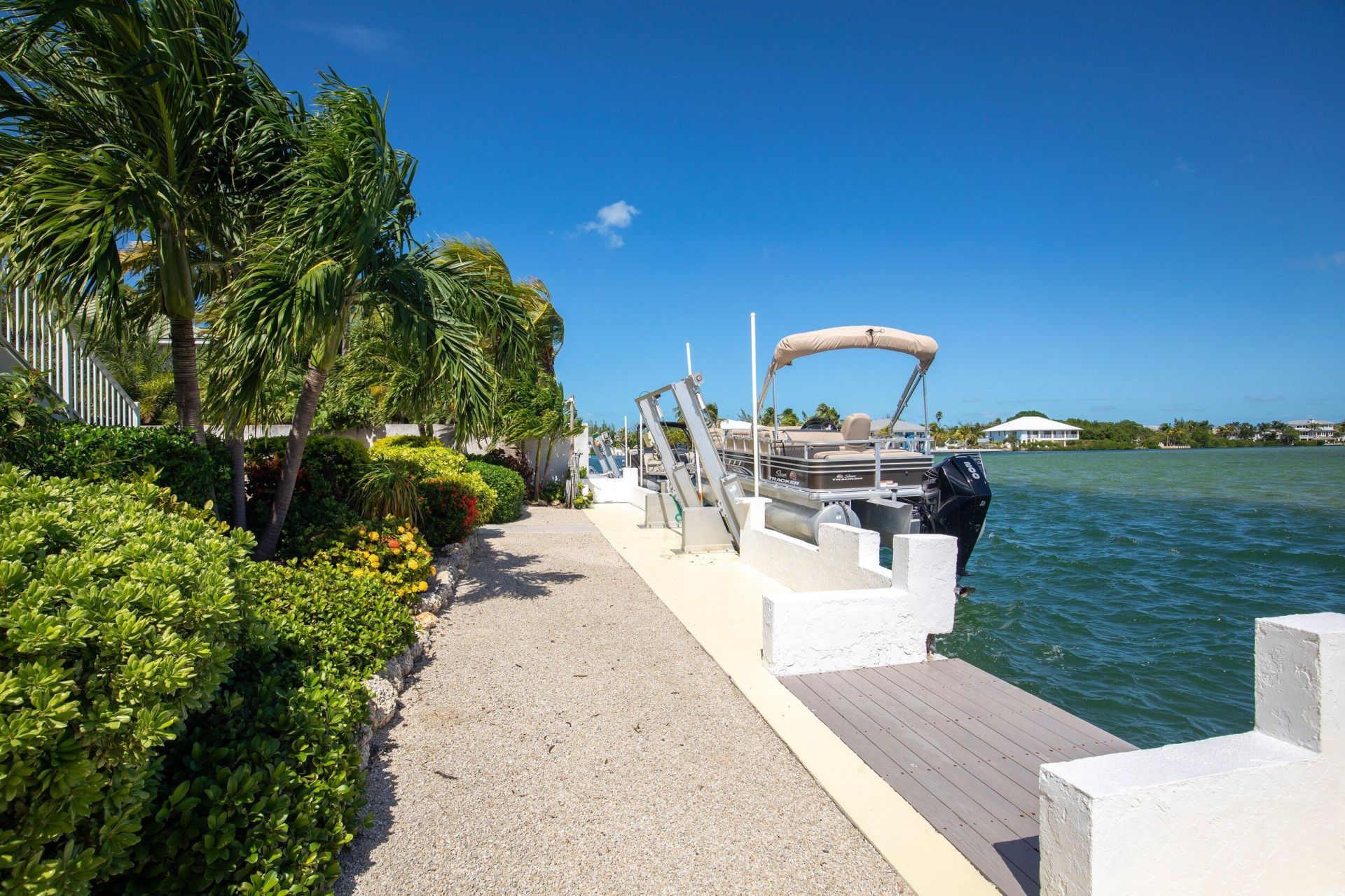 265 S Point Drive, Sugarloaf, FL 33042 Photo