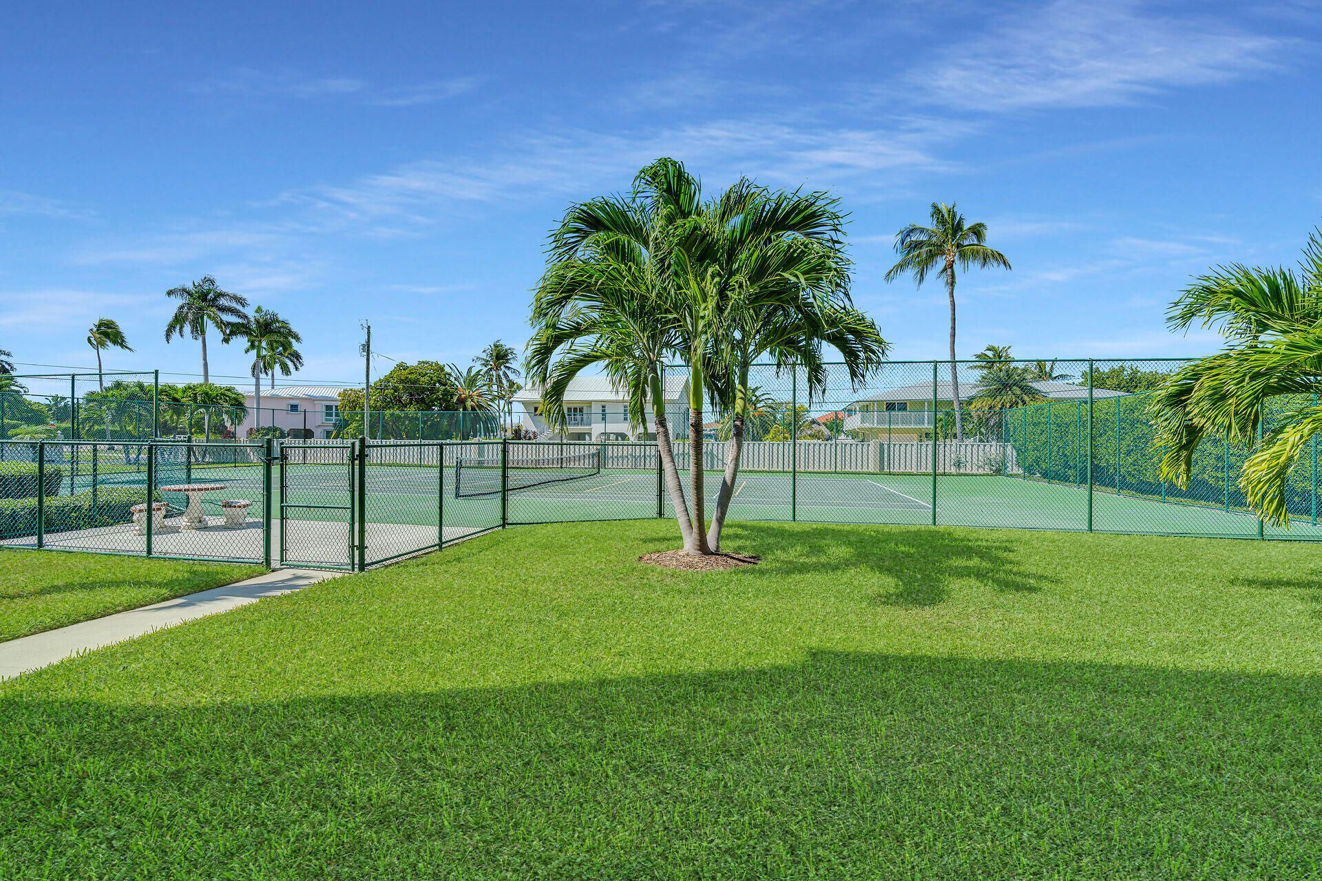 130 Coco Plum Drive, Unit 404, Marathon, FL 33050 Photo