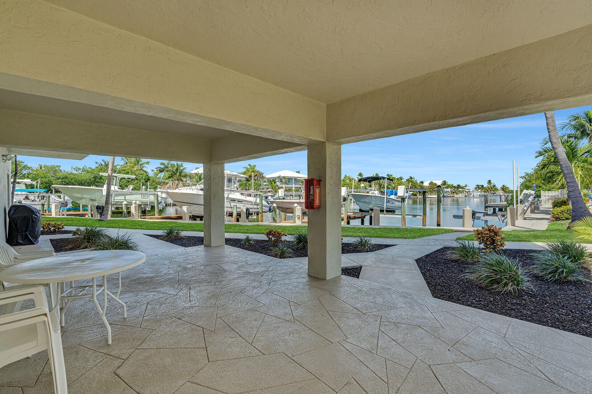 130 Coco Plum Drive, Unit 404, Marathon, FL 33050 Photo