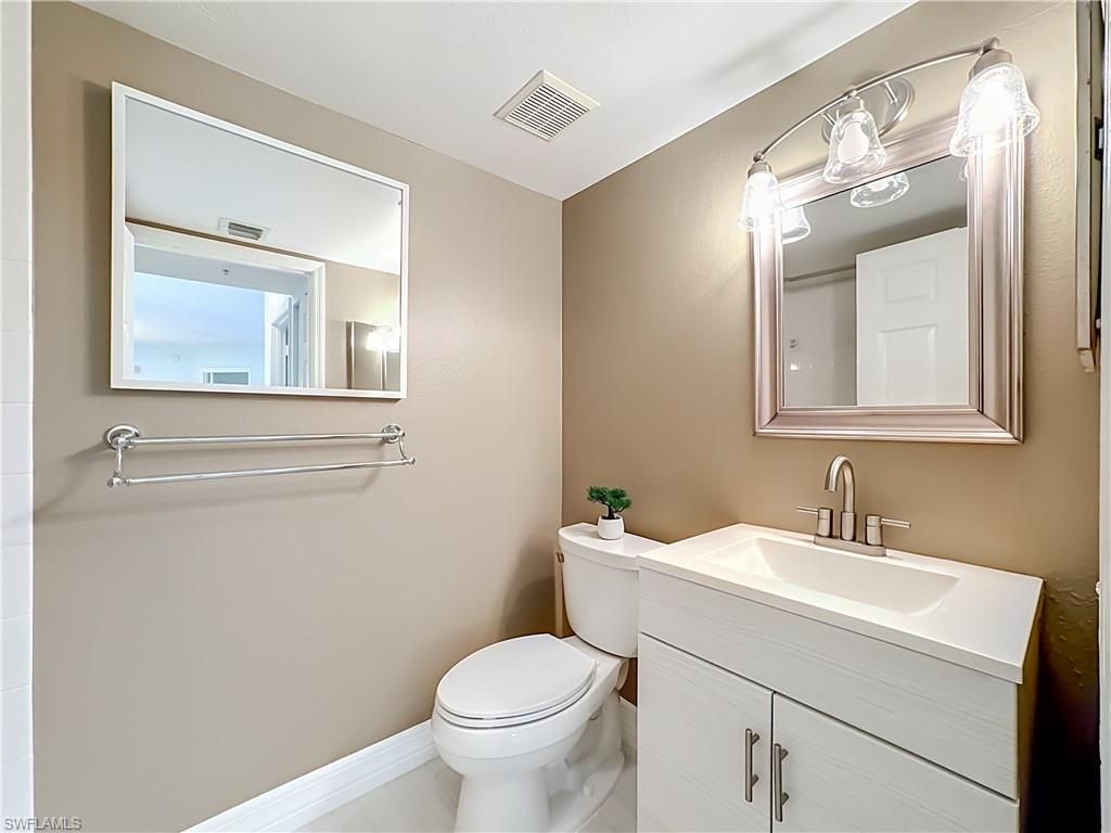 8880 Colonnades Ct W, Unit 413, Bonita Springs, FL 34135 Photo
