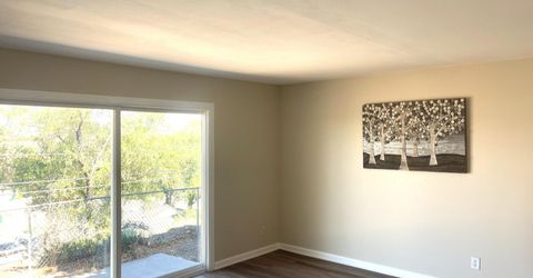 7690 Carlyle Drive, Reno, NV 89506 Photo