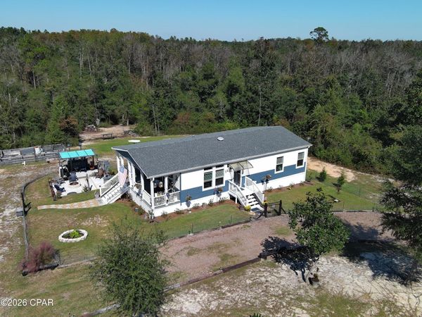 1305 Sandusky Circle , Alford, FL 32420