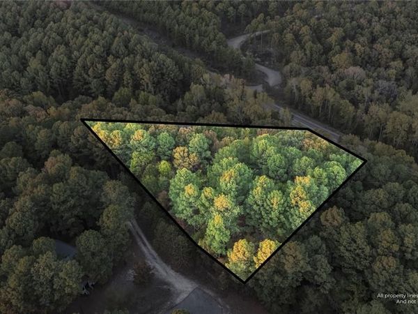 685 Long Pine Trail, Broken Bow, OK 74728