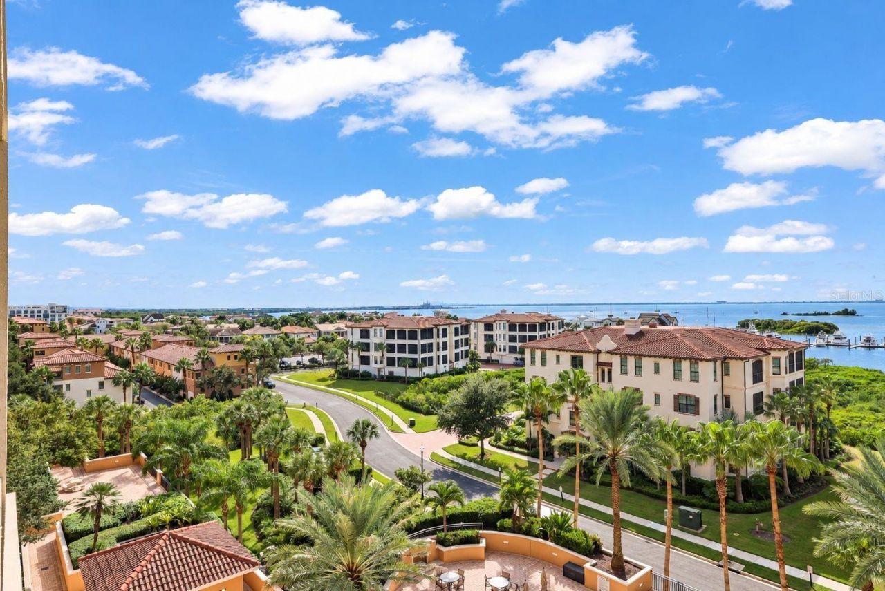 5823 Bowen Daniel Drive, Unit 704, Tampa, FL 33616 Photo