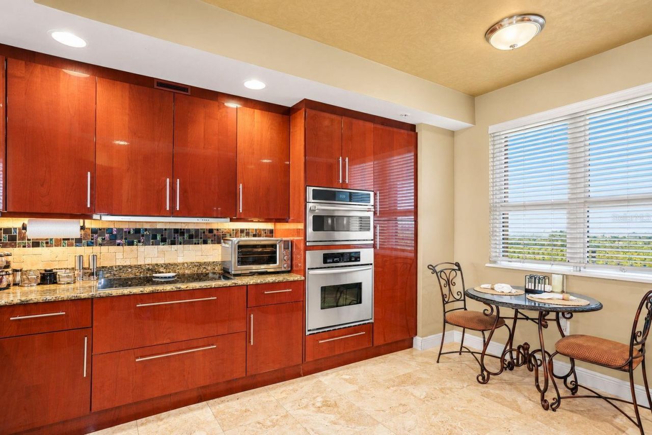 5823 Bowen Daniel Drive, Unit 704, Tampa, FL 33616 Photo
