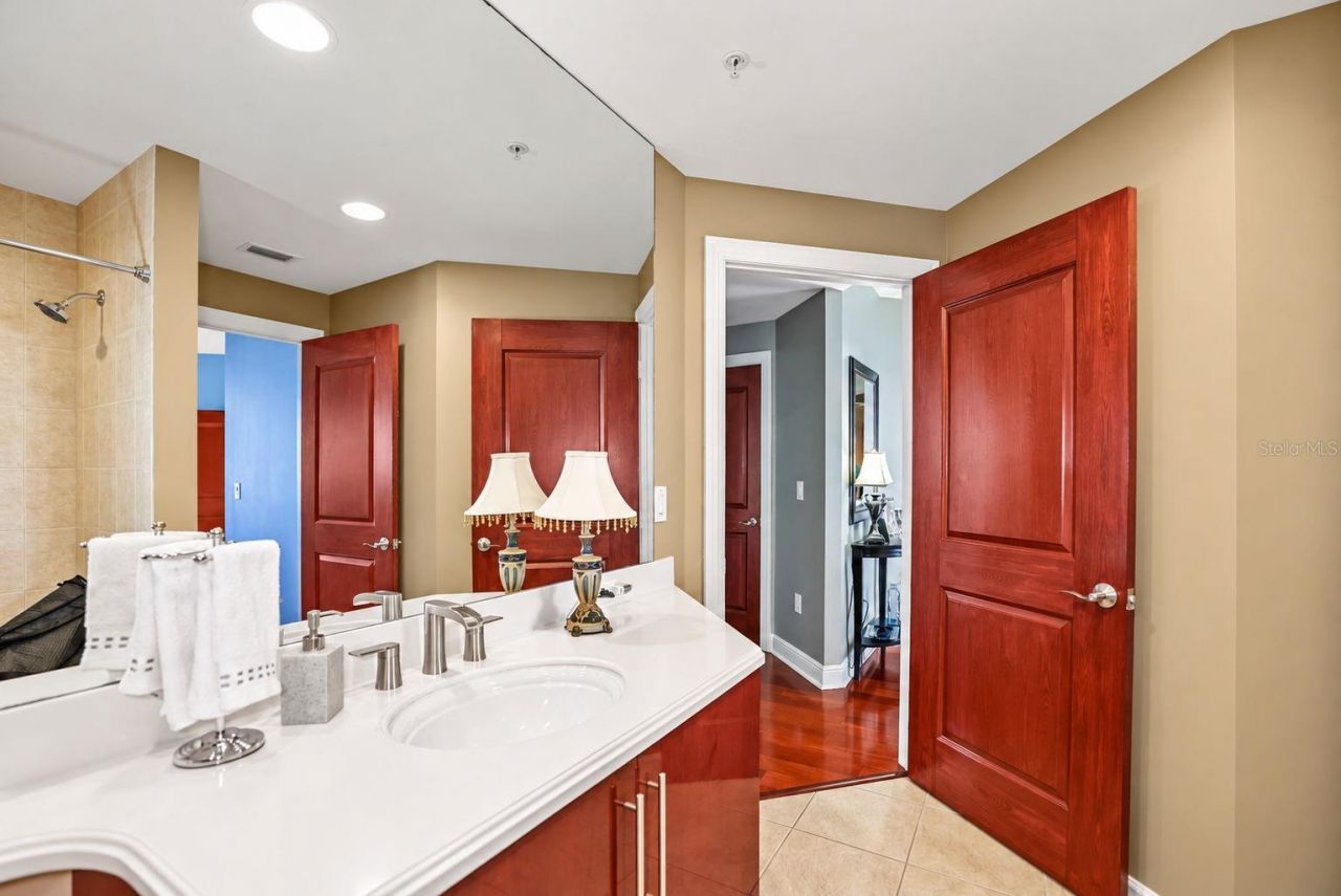 5823 Bowen Daniel Drive, Unit 704, Tampa, FL 33616 Photo