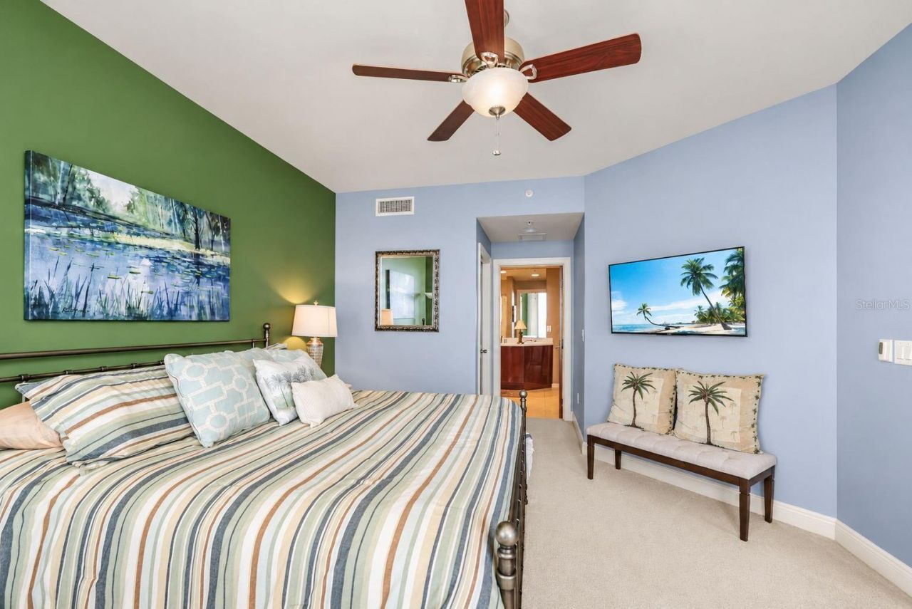 5823 Bowen Daniel Drive, Unit 704, Tampa, FL 33616 Photo