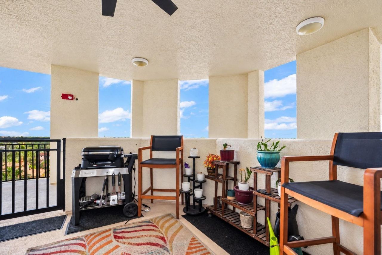 5823 Bowen Daniel Drive, Unit 704, Tampa, FL 33616 Photo