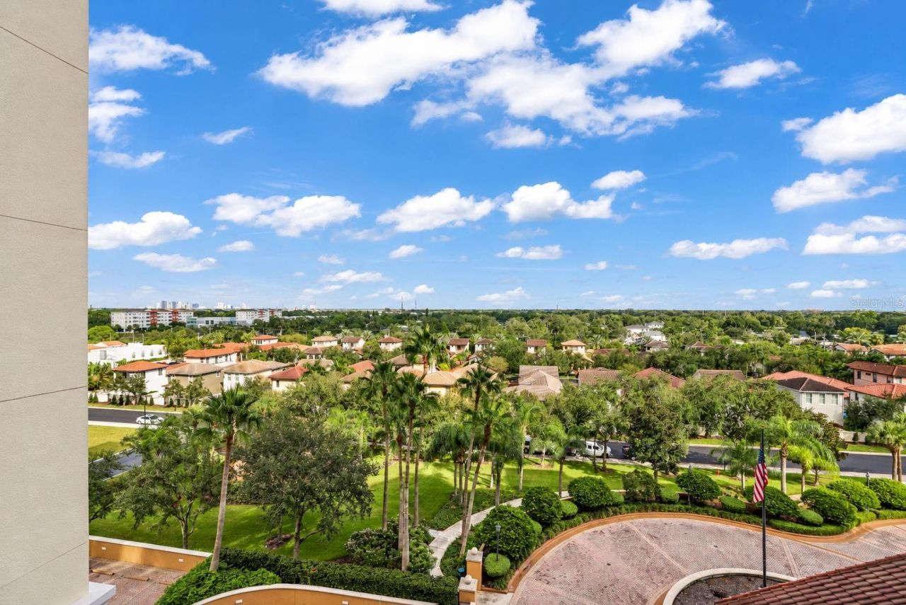 5823 Bowen Daniel Drive, Unit 704, Tampa, FL 33616 Photo