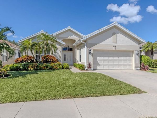 637 MISTY PINE DRIVE , VENICE, FL 34292