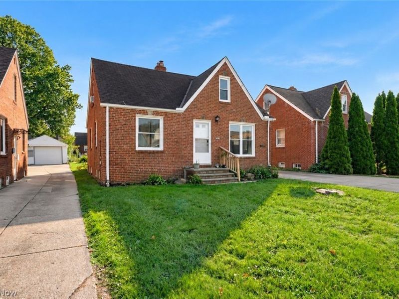 3431 Grovewood Avenue , Parma, OH 44134 Photo 1