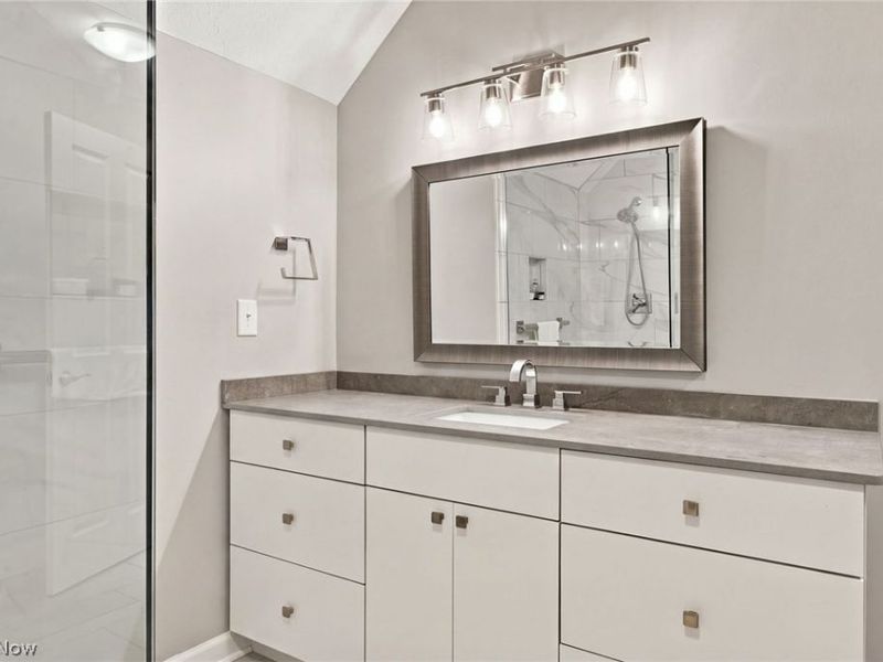 210 Rosebury Court, Mayfield Heights, OH 44124 Photo 37