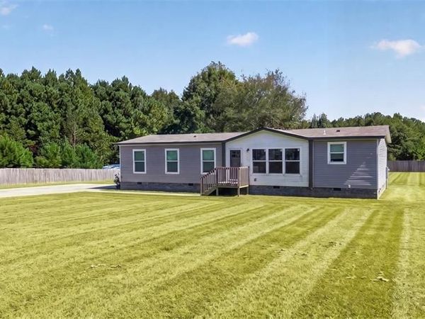 521 Midway Road NW, Resaca, GA 30735