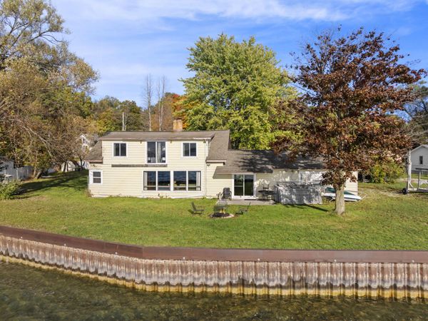 4541 Main Street, Onekama, MI 49675