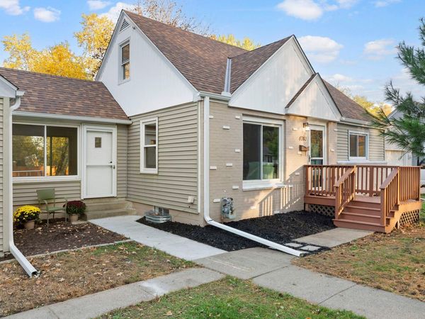 4740 Edgewood Avenue N, Crystal, MN 55428