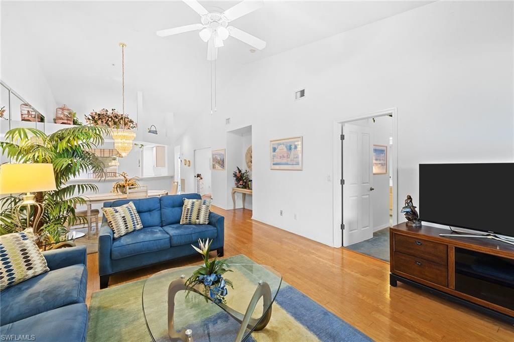 1048 Manor Lake Dr , Unit 203, Naples, FL 34110 Photo