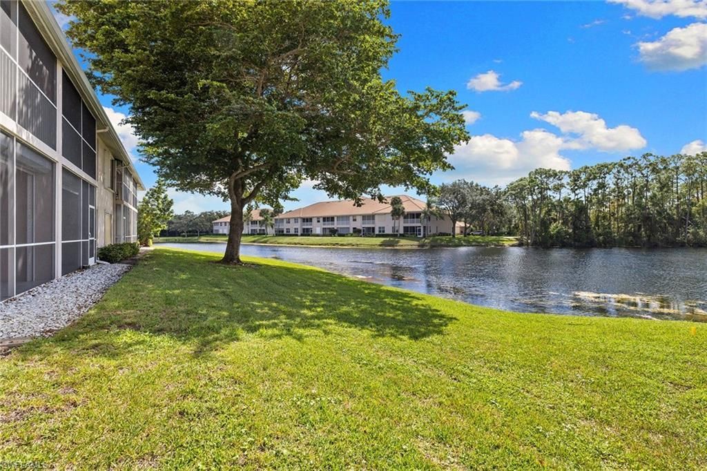 1048 Manor Lake Dr , Unit 203, Naples, FL 34110 Photo