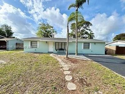 1753 N 16th Ct N , Lake Worth, FL 33460 Photo