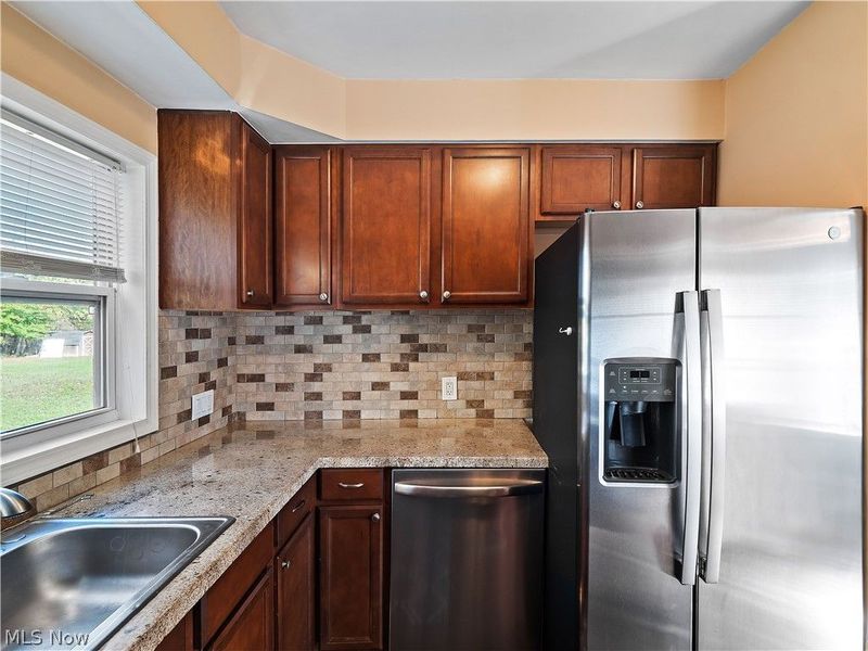 446 Lakewood Avenue, Brunswick, OH 44212 Photo 12