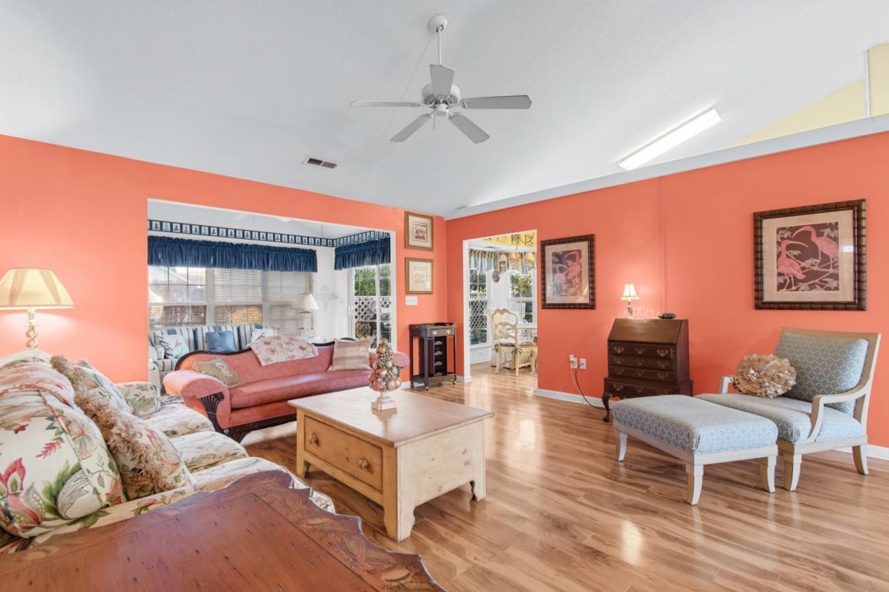 1503 Hallborough Dr. Photo 12