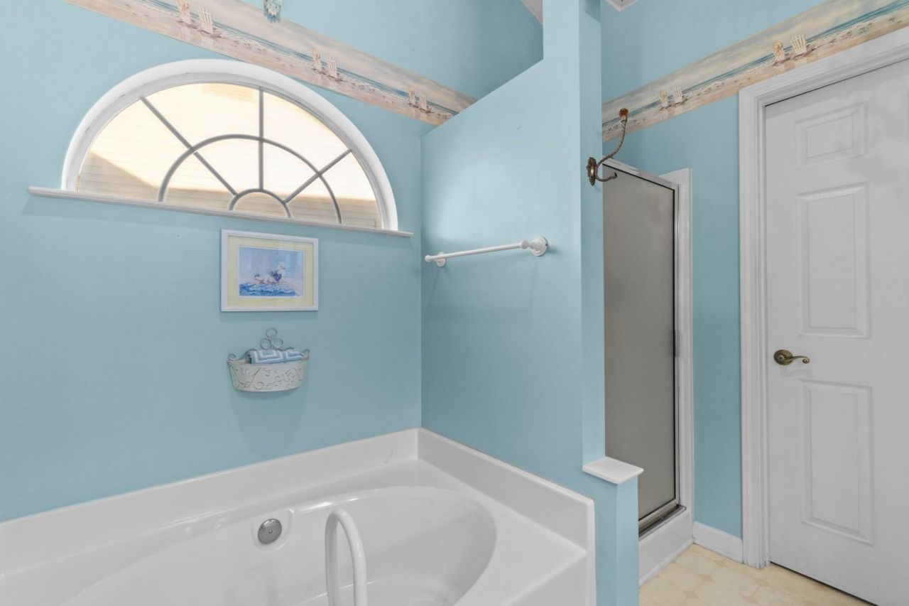 1503 Hallborough Dr. Photo 20