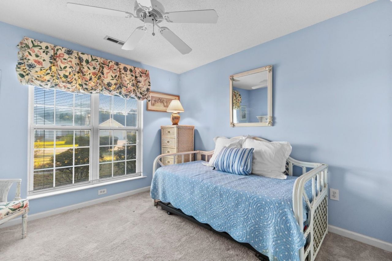 1503 Hallborough Dr. Photo 22