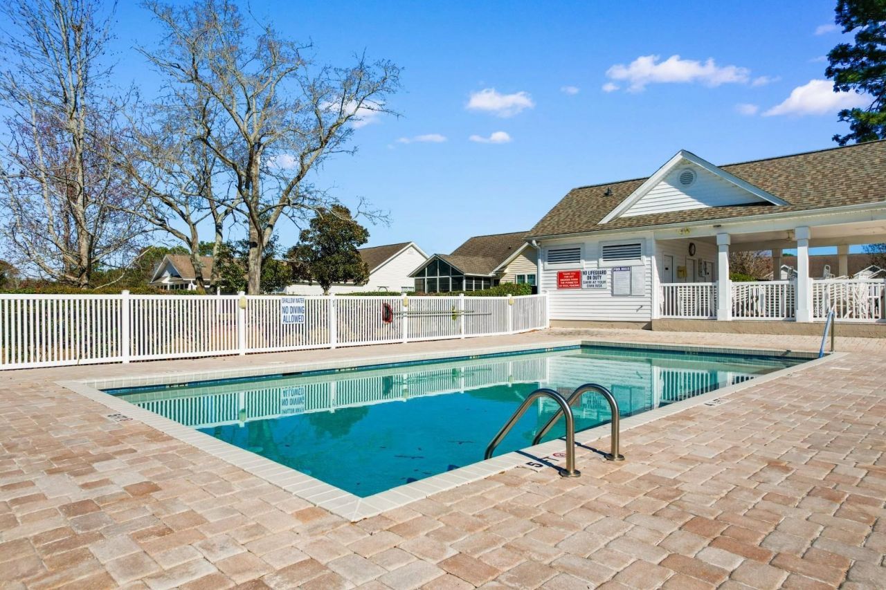 1503 Hallborough Dr. Photo 42