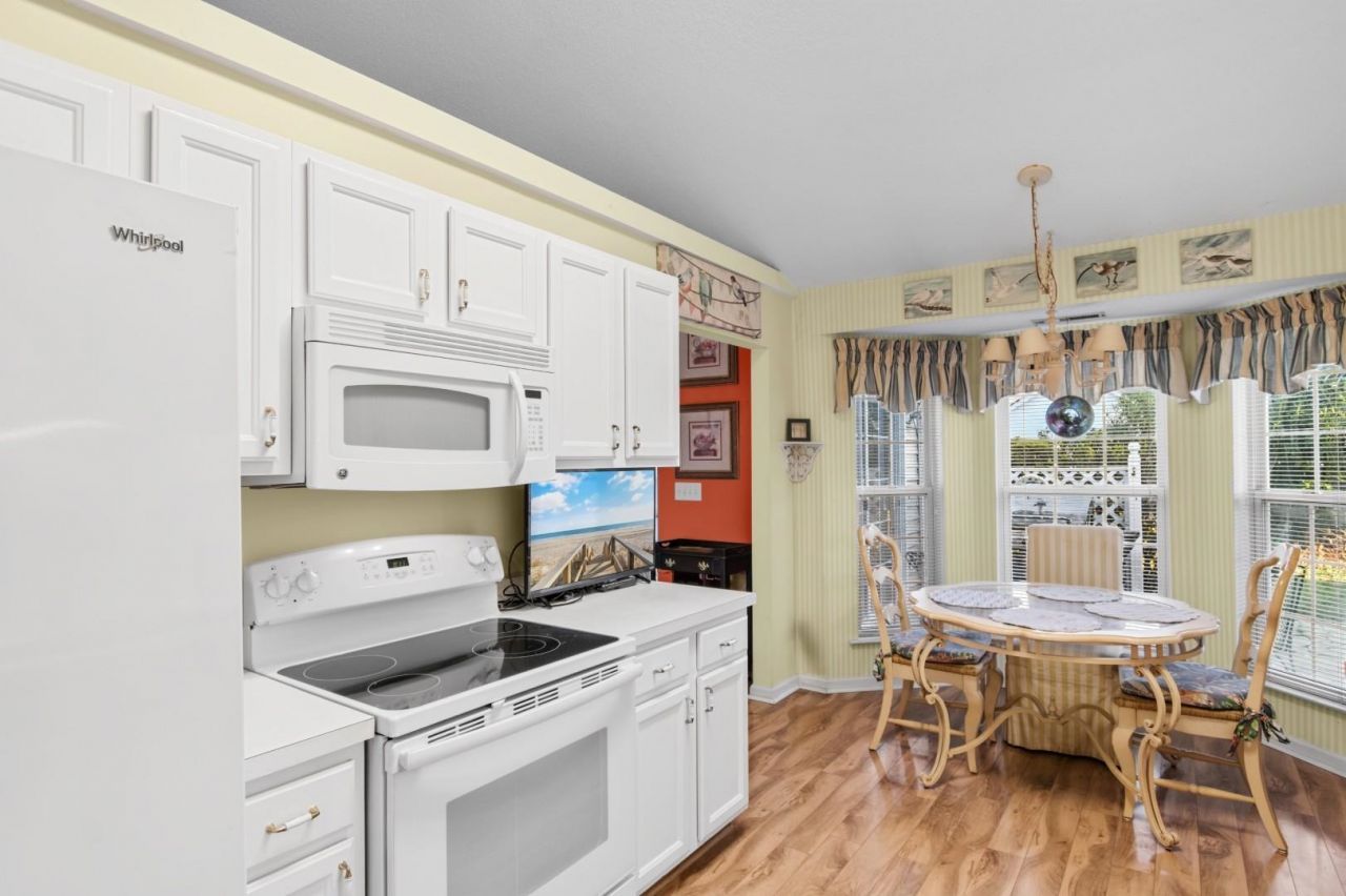 1503 Hallborough Dr. Photo 5