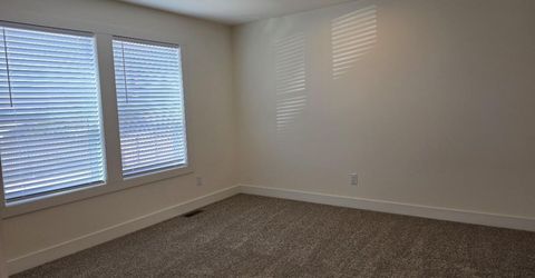 630 E 4th Avenue, Sun Valley, NV 89433 Photo