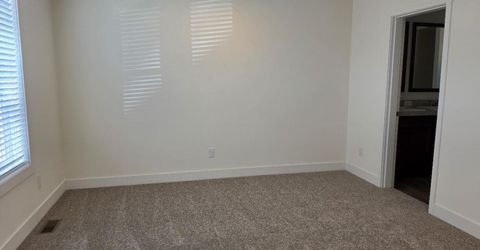 630 E 4th Avenue, Sun Valley, NV 89433 Photo