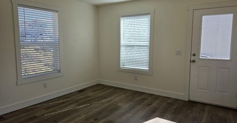 630 E 4th Avenue, Sun Valley, NV 89433 Photo
