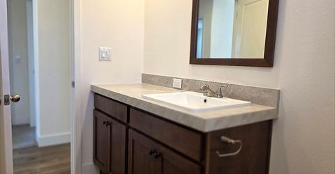630 E 4th Avenue, Sun Valley, NV 89433 Photo