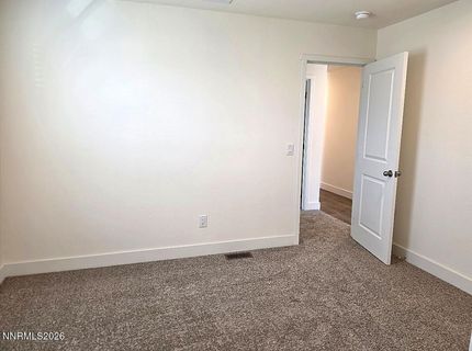 630 E 4th Avenue, Sun Valley, NV 89433 Photo