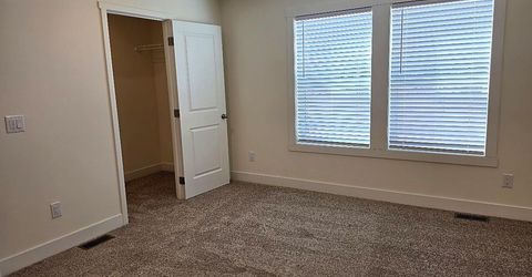 630 E 4th Avenue, Sun Valley, NV 89433 Photo